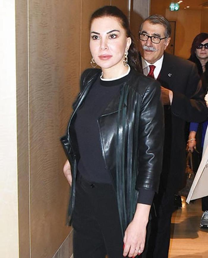 Demet Akbağa taziye ziyareti