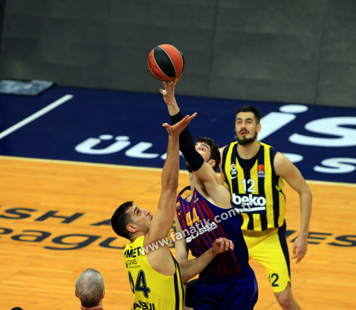 Fenerbahçe Beko - Barcelona Lassa maçından ekrana yansımayanlar