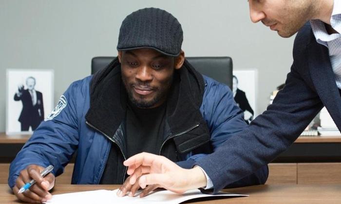Yılın transfer sürprizi Michael Essien imzaladı...