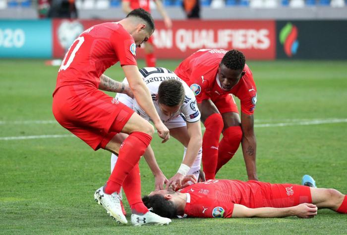 Fabian Schar bilincini kaybetti, yürekler ağızlara geldi