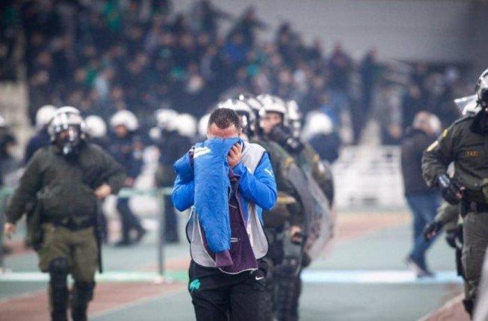 Panathinaikos-Olympiakos maçında büyük olay Taraftar ve polis...