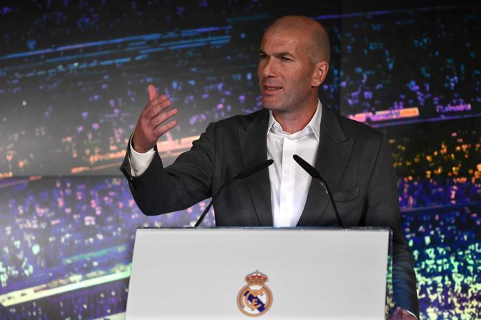 Real Madridden Zidanea tarihi bütçe İşte o transfer listesi...