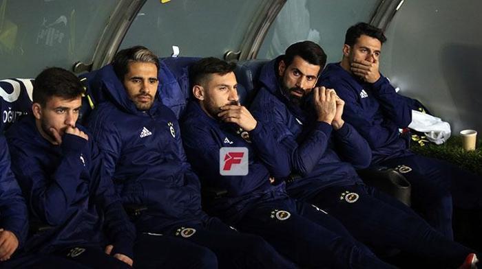 Fenerbahçe - Sivasspor maçında gerilim Bir anda ortalık karıştı