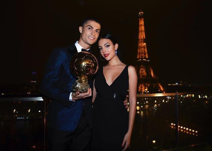 Cristiano Ronaldo: Biz evleneceğiz, bu annemin de en büyük hayali