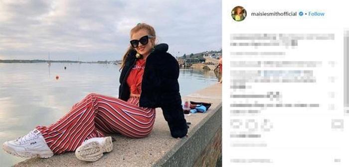 Maisie Smith hayatını Instagramda yaşıyor