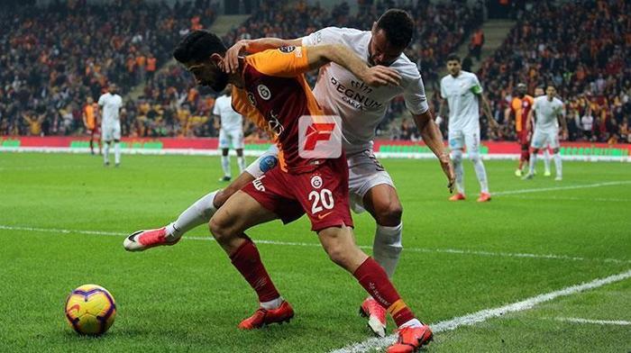 Fatih Terim o pozisyonun ardından çıldırdı