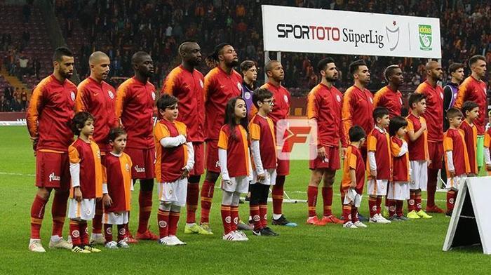 Fatih Terim o pozisyonun ardından çıldırdı