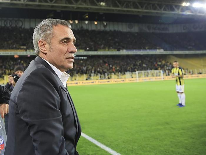 Fenerbahçede sezonun faturası ağır olacak 12 kişi gidiyor