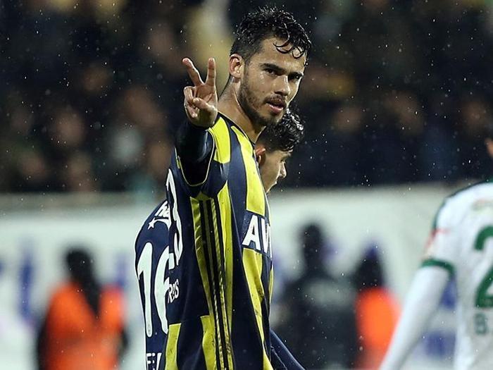 Fenerbahçede sezonun faturası ağır olacak 12 kişi gidiyor