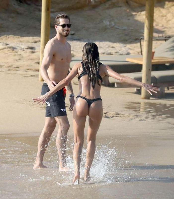 Kevin Trapp ve Izabel Goulartın aşk tatili