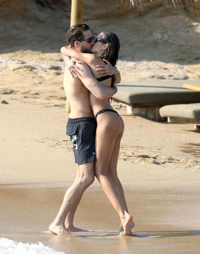 Kevin Trapp ve Izabel Goulartın aşk tatili