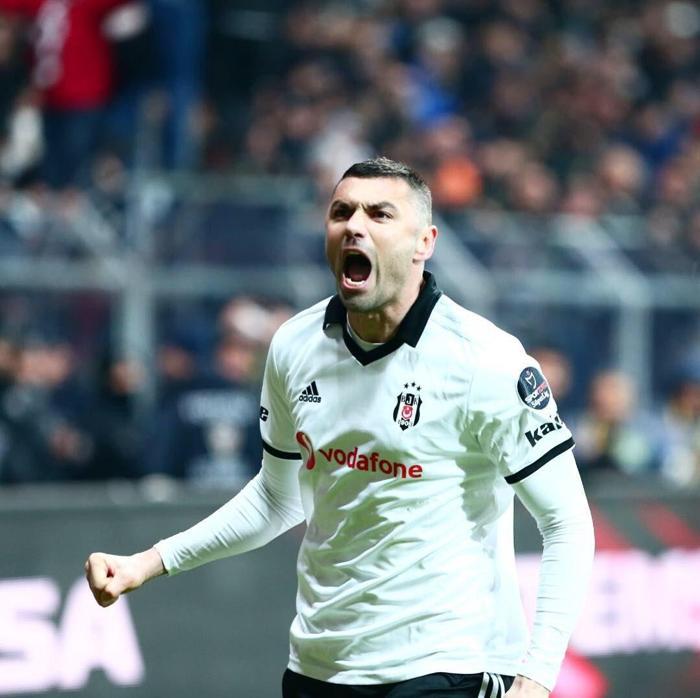 Burak Yılmaz milli takıma alınacak mı Şenol Güneş...