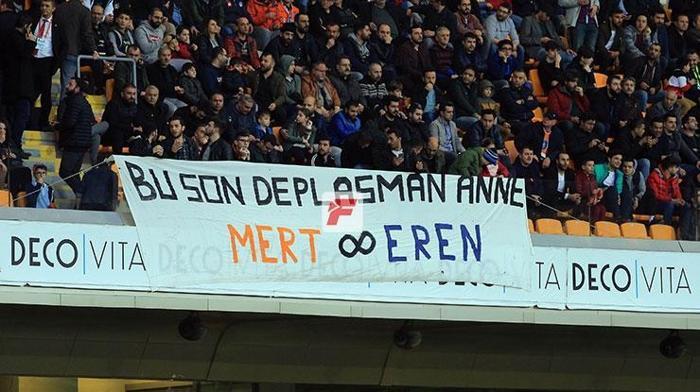 Başakşehir - Fenerbahçe maçında gerilim Emre Belözoğlu...