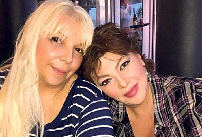 Tosicin eşi Jelena cenaze töreninde çöktü kaldı