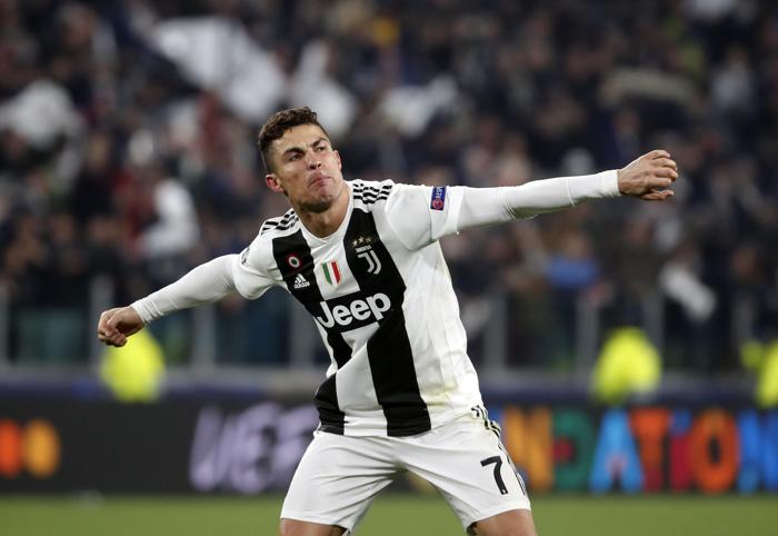 Ronaldo Juventusa turu getirdi, Rodriguezin gözyaşları sel oldu