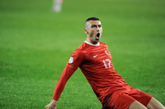 Burak Yılmaz milli takıma alınacak mı Şenol Güneş...
