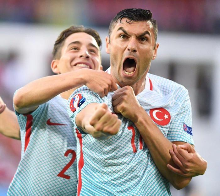 Burak Yılmaz milli takıma alınacak mı Şenol Güneş...