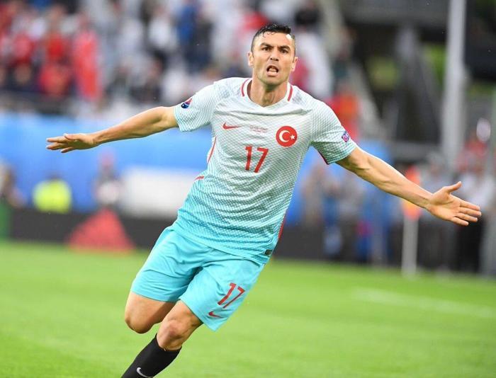 Burak Yılmaz milli takıma alınacak mı Şenol Güneş...