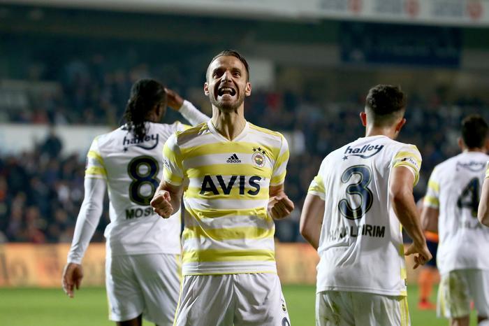 Fanatik yazarlarının Başakşehir- Fenerbahçe maçı yorumları