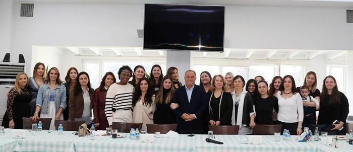 Galatasarayda 8 Mart Dünya Kadınlar Günü Floryada kutlandı