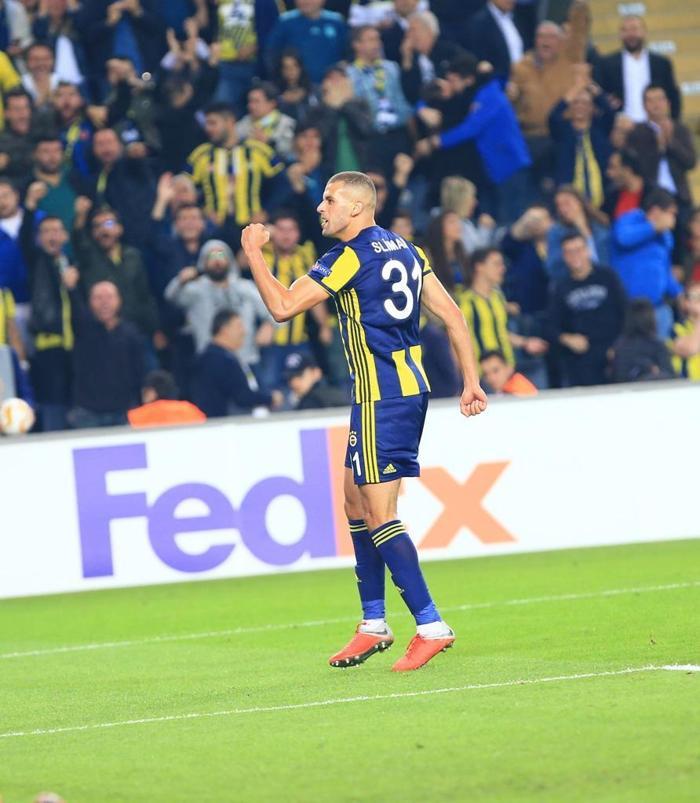 Ersun Yanal, Benzia ve Slimaniyi görmek bile istemiyor