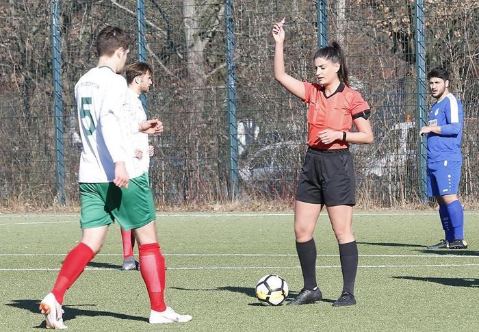Türk kadın hakem Aylin Acurun hedefi Bundesliga
