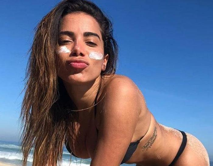 Neymar ve popstar Anittaın samimi anları