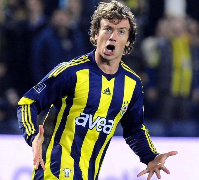 Fenerbahçenin eski yıldızı Diego Luganodan büyük sürpriz