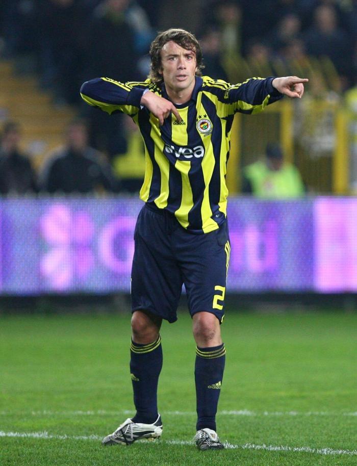 Fenerbahçenin eski yıldızı Diego Luganodan büyük sürpriz