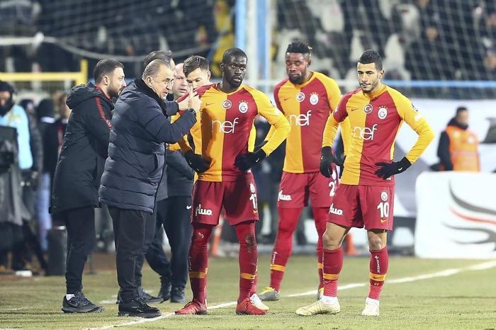 Fatih Terimden radikal kararlar Galatasarayda operasyon