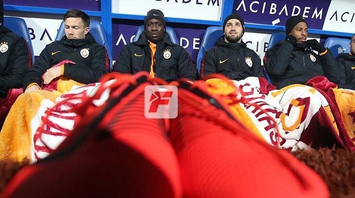 Erzurumspor-Galatasaray maçında gerginlik Araya Fatih Terim girdi