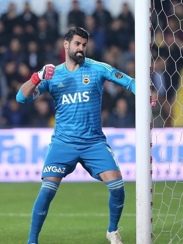 Fenerbahçede Damien Comollinin bileti kesildi Yeni sezon öncesi büyük değişim
