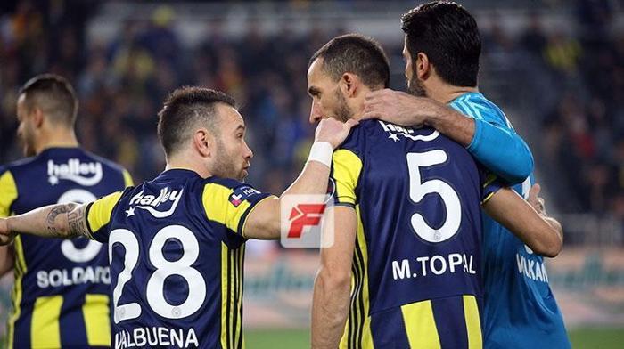 Fenerbahçe - Çaykur Rizespor maçında sürpriz konuk 19luk yıldızla...