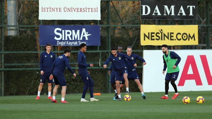 Fenerbahçede Damien Comollinin bileti kesildi Yeni sezon öncesi büyük değişim