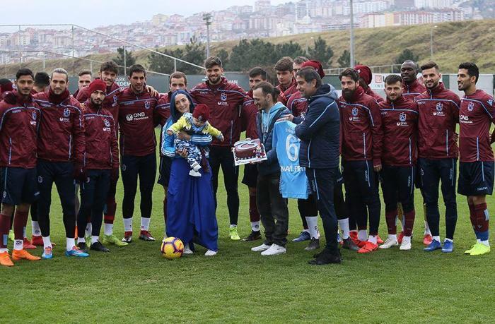 Trabzonsporda Olcay Şahan idmana çıktı