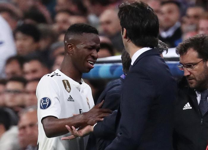 Real Madridli Vinicius Junior göz yaşlarına hakim olamadı
