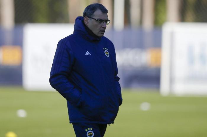 Fenerbahçede Damien Comollinin bileti kesildi Yeni sezon öncesi büyük değişim