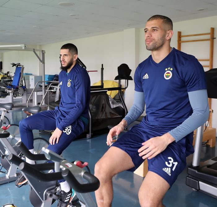 Fenerbahçede Benzia ve Slimaninin yüzünden düşen bin parça