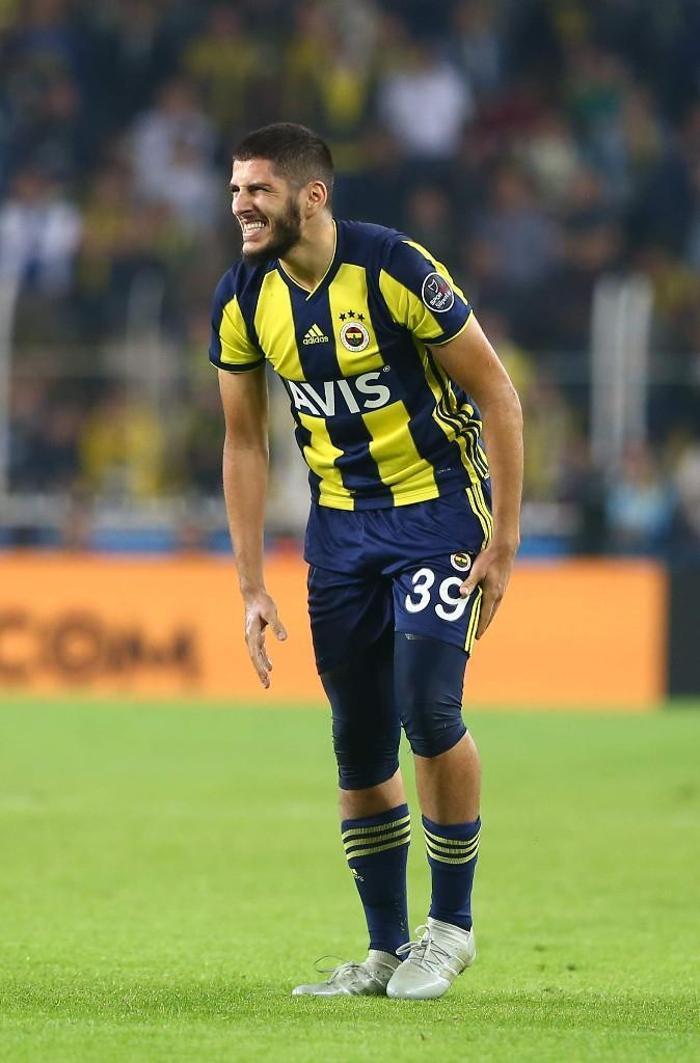 YASSINE BENZIA