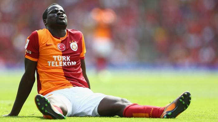 Eski Galatasaraylı Emmanuel Eboueden büyük sürpriz