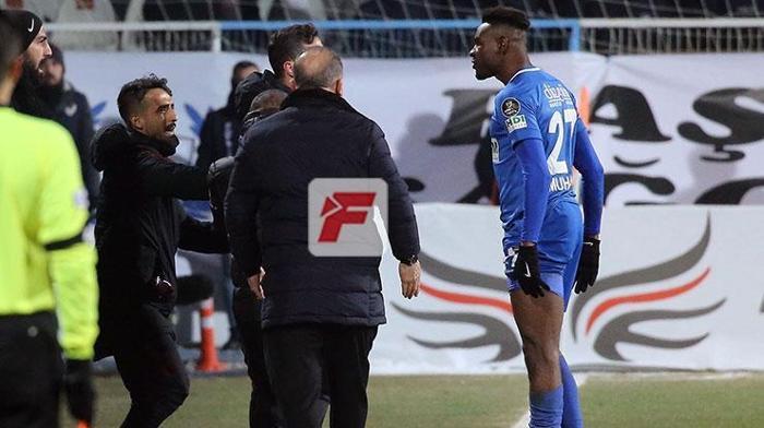 Erzurumspor-Galatasaray maçında gerginlik Araya Fatih Terim girdi