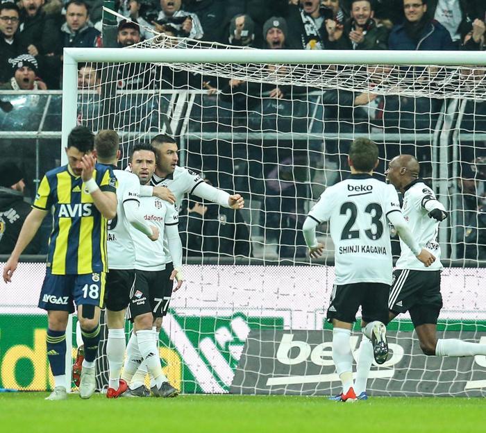 Beşiktaş taraftarından Tolgay Arslana dürüm tepkisi