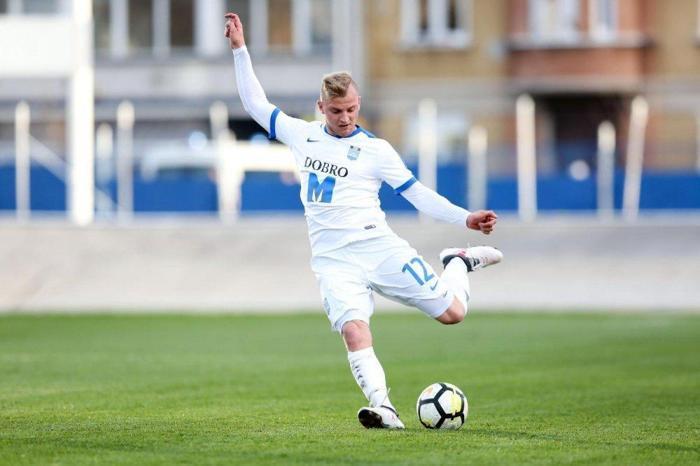 Alkollü futbolcu Petar Bockaj aracıyla benzinliğe daldı