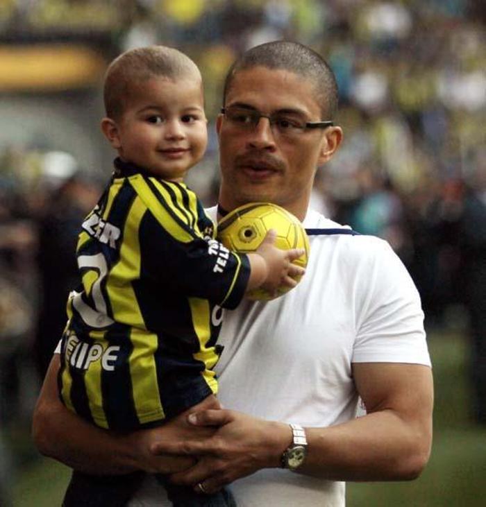 Alex de Souza sinemaya transfer oluyor Sürpriz teklif...