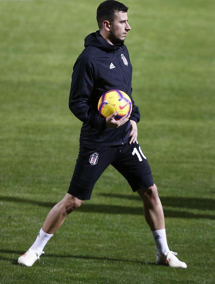 Oğuzhan Özyakupa sürpriz transfer teklifi