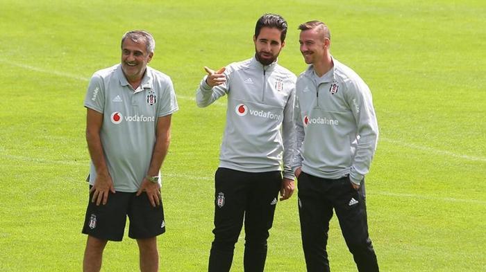Beşiktaşın yardımcı antrenörü Guti hakkında İspanyadan flaş açıklama