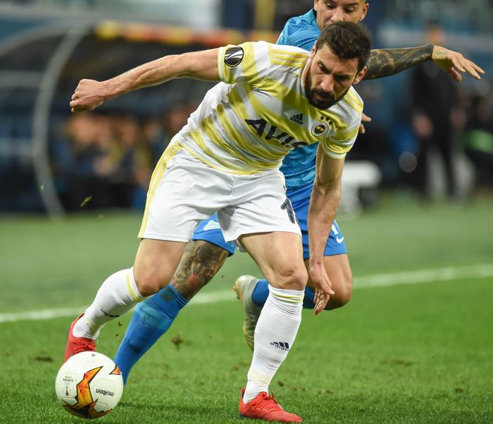 Zenit - Fenerbahçe maçında gözler Ali Koçu aradı
