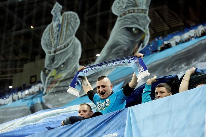 Zenit - Fenerbahçe maçında gözler Ali Koçu aradı