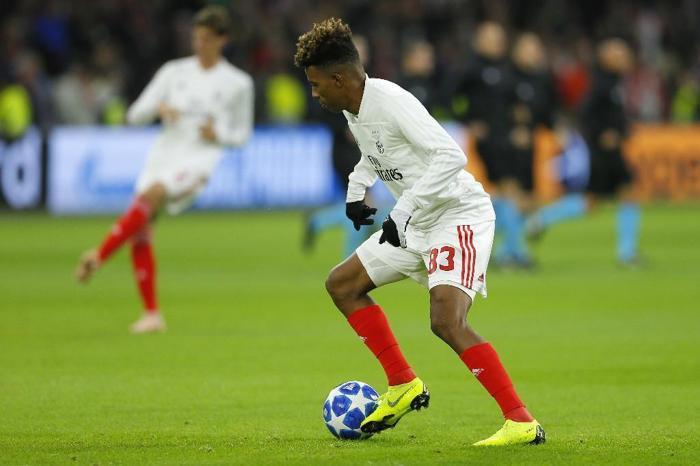 Gedson Fernandes / Orta saha
