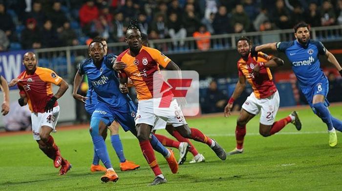 Kasımpaşa-Galatasaray maçından kareler
